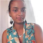 Je propose un coaching pour les orientations professionnelles. D'autre part, je peux aider les collégiens et les lycéens à comprendre mieux leurs cours(mathématiques, SVT...).